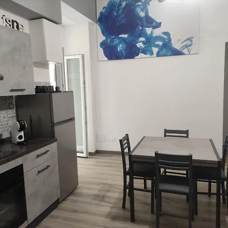 Favorite House Apartment